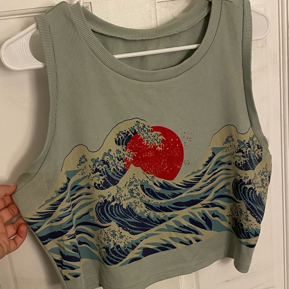 SHEIN Green Wave Print Crop Top
